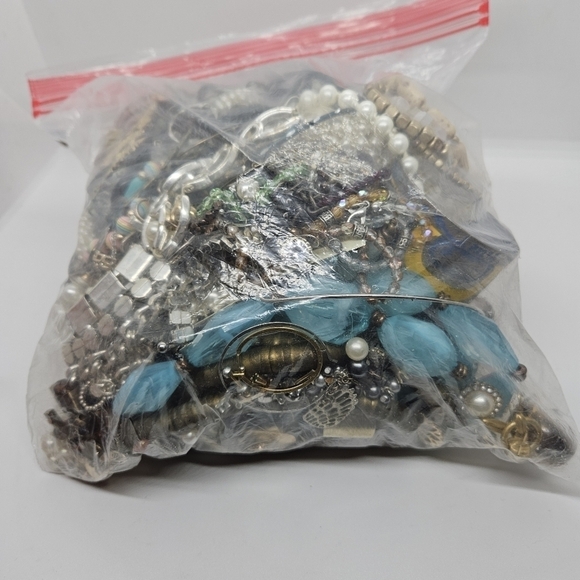 4.3 lb DIY repurpose upcycle crafting jewelry lot DO NOT BUNDLE - Picture 3 of 5